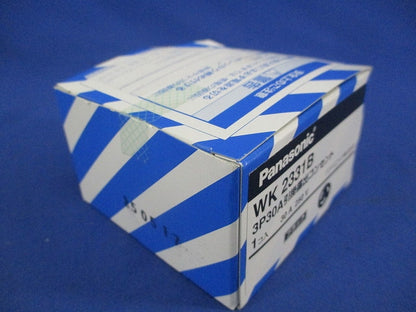 引掛露出コンセント30A250V(ブラック) WK2331B