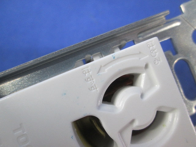 ET付抜止接地コンセント(9個入) NDG2381E