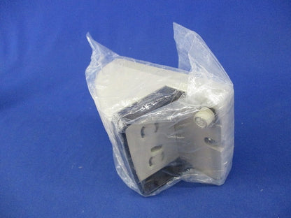 アースターミナル付防雨形抜止接地ダブルコンセント JW-B-9G9GE