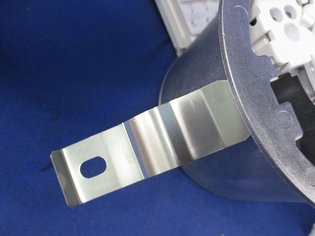 中天井用埋込LED非常灯(電池内蔵専用形) LEDEM30221M 7HR-AH-BE