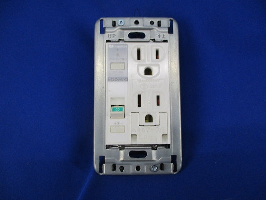 プレトラックコンセント PTC-BA15WE