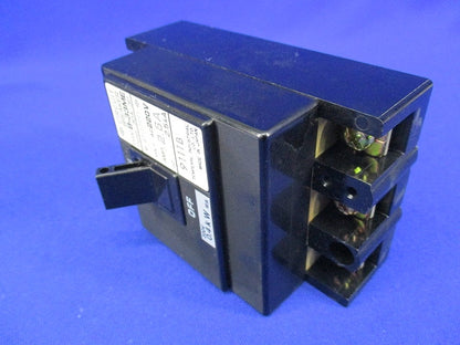 配線用遮断器3P2.6A B-33ME