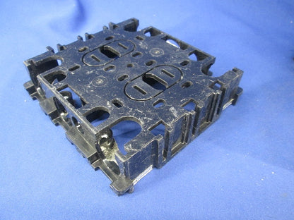 住宅用スイッチボックス浅型2コ用(34個入) DM82202