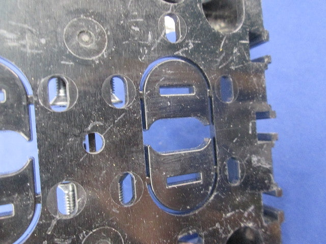 住宅用スイッチボックス浅型2コ用(34個入) DM82202