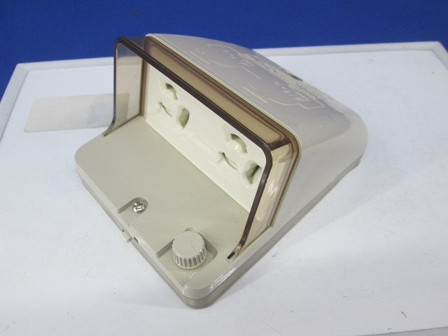 フル接地防水ダブルコンセント WK4106