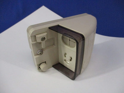 アースターミナル付防雨形入線機能付抜止接地コンセント JW-B-9GCE