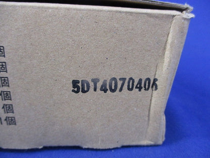立上りラック支持金具(10個入) QRS4N