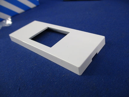 Sプレート(1コ用)(10枚入×2計20枚入)(セラミックホワイト) WCF8401CW