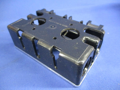 住宅用スイッチボックス(80個入) DM8010BL