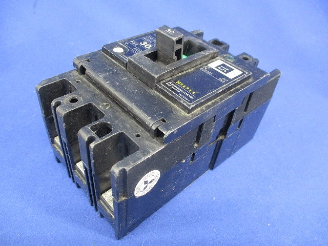 ノーヒューズ遮断器3P30A(ジャンク品) NF50-GFS