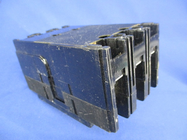 ノーヒューズ遮断器3P30A(ジャンク品) NF50-GFS