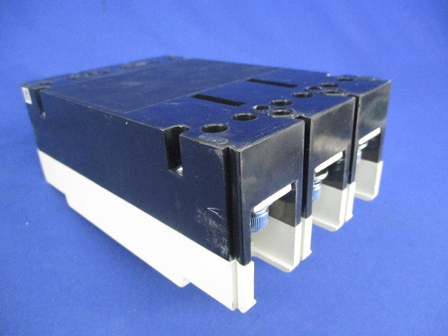 ノーヒューズブレーカ3P225A NB223E-225