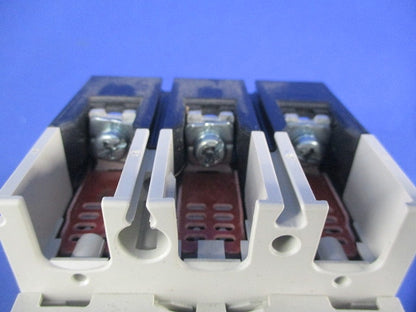 ノーヒューズスイッチ3P50A DSN63-SV