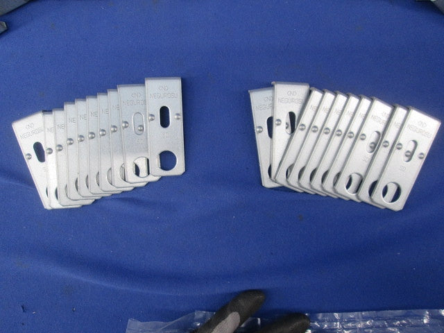 親桁用管支持金具(20個入) SD-QRPS1