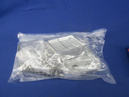 親桁用管支持金具(20個入) SD-QRPS1