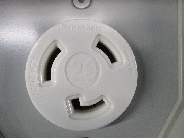 防雨形引掛接地2Pコンセント WK6520