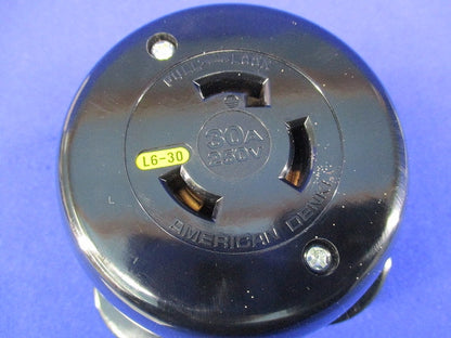 引掛形露出コンセント 3321-L6