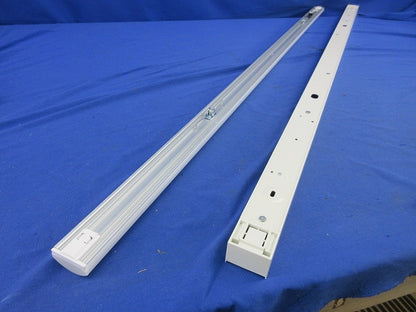 LED間接照明 TRM1250L28D-F1-FPL