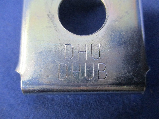 チャンネル吊り金具(25個入) DHUDHUB