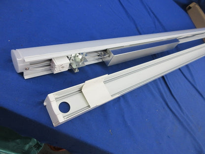 LEDベースライト OL251881R