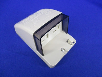 アースターミナル付防雨形抜止接地ダブルコンセント JW-B-9G9GE