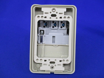 アースターミナル付防雨形抜止接地ダブルコンセント JW-B-9G9GE