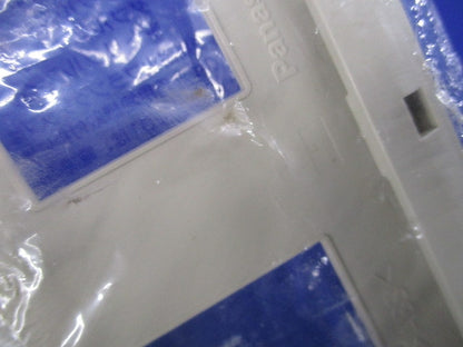 コンセントプレート(4個用・2個+2個用)(5枚入)(マットベージュ)(袋汚れ・破れ有) WTL7004K