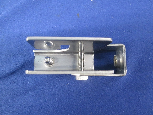 リップみぞ形鋼用 吊り金具(10個入)(ステンレス) S-BC5T-W3