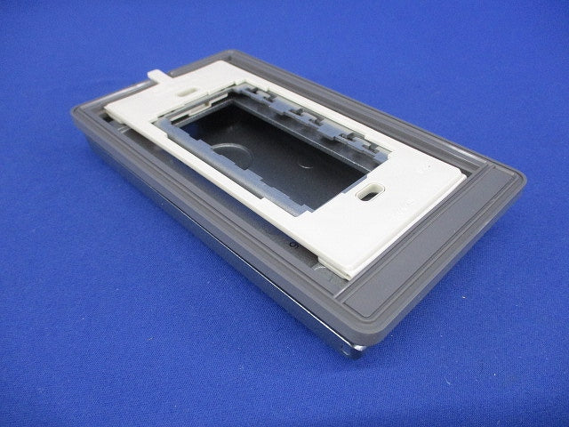 金属防滴プレート 3コ用 取付枠付 WN7803K