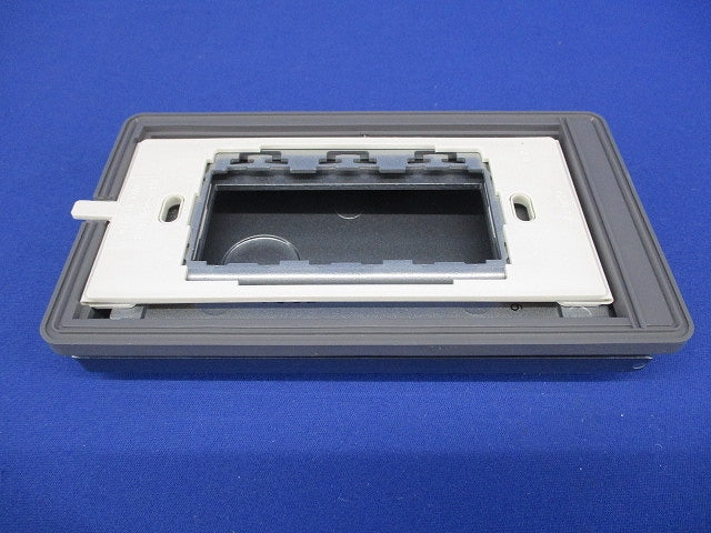 金属防滴プレート 3コ用 取付枠付 WN7803K