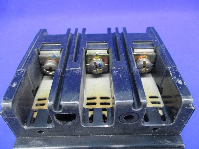 ノーヒューズ遮断器3P50A NF50-CP