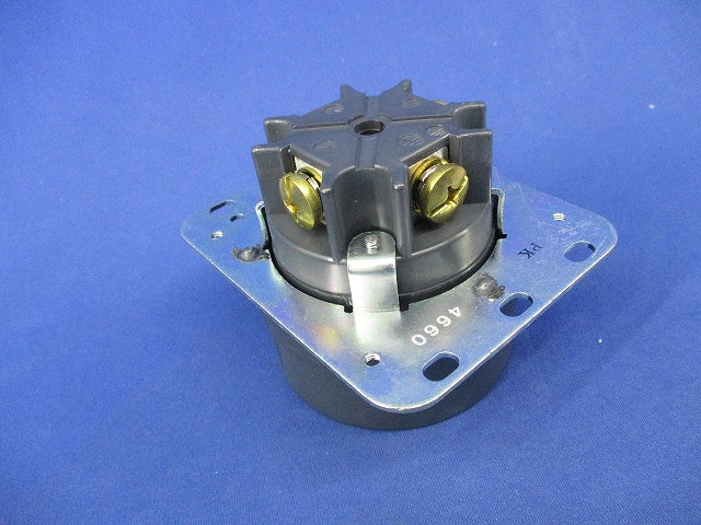 引掛形埋込コンセント 4660