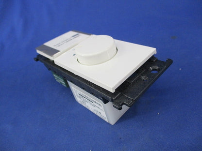 LED専用正位相調光器(化粧プレート無) LC211