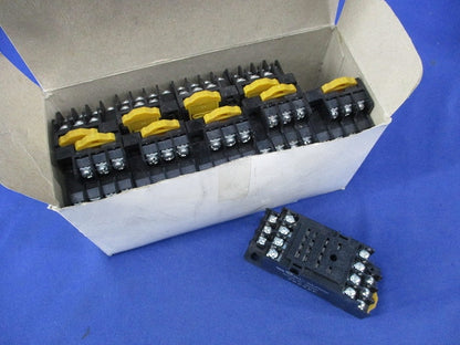 共用ソケット(10個入) PYF14A