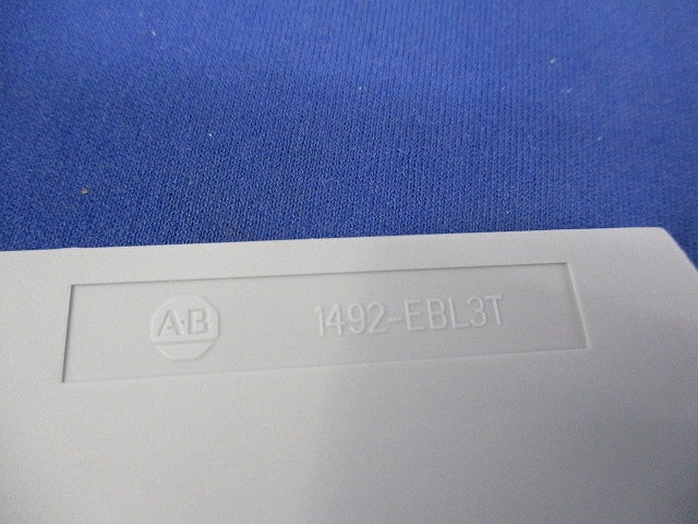 端子台用エンドバリア(48個入) 1492-EBL3T