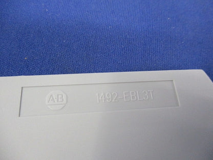 端子台用エンドバリア(48個入) 1492-EBL3T