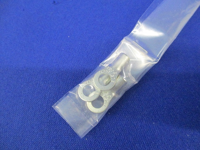 露出形接地極付コンセント JE-2E302OX