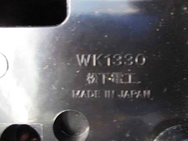 3P30A角型コンセント National WK1330