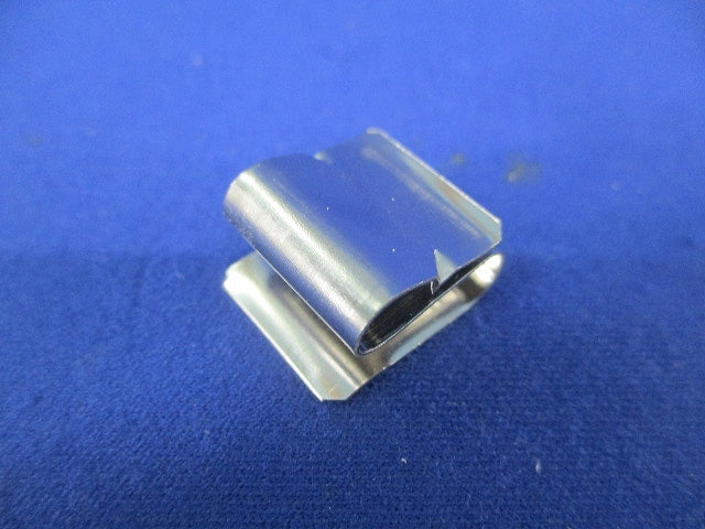 リップみぞ形鋼用ケーブル支持金具(50個入) KF1