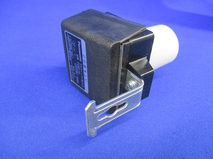 EEスイッチ(端子式) EE8016