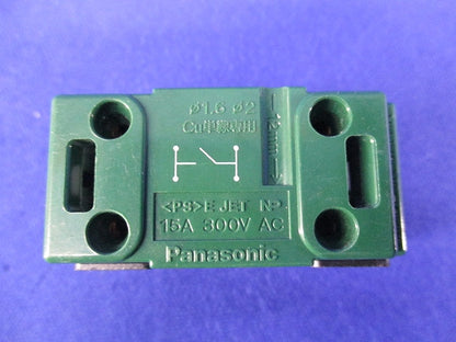 埋込スイッチB(片切・表示なし)(6個入)(汚れ有) WT5001