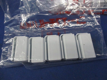 ニューフモール付属品 エンド1号(100個入)(ホワイト) SFME12