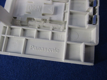 埋込ダブルスイッチ用ハンドル(25個入)(ホワイト) WT3012W