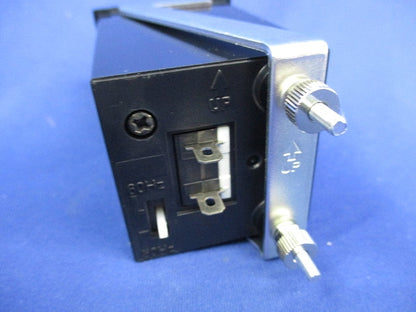 TH40複表示アワーメータ TH401S
