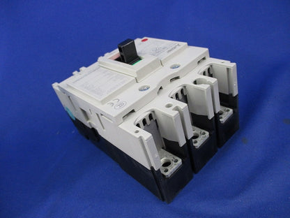 ノーヒュズブレーカ 3P125A NF125-CV