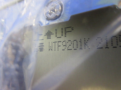 新金属コンセントプレートセット(混在8枚入) WTF9203K他