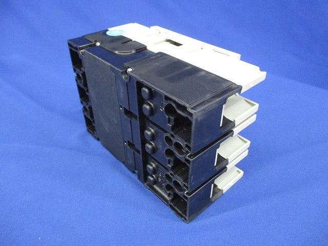 ノーヒューズ遮断器 125A NF125-CV3P125A