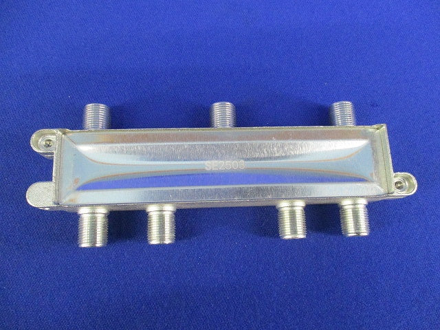 4K8K対応6分配器(1端子電流通過型) CSD6-F