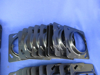 中四角浅型アウトレットボックス・塗代カバー付(17個入) CVMRB+CVMRB