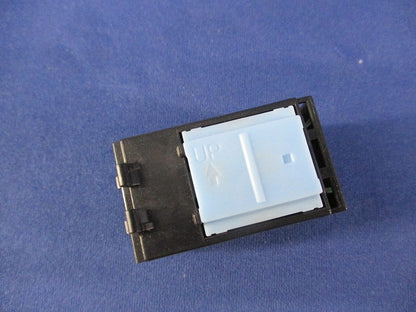 埋込スイッチB(片切・表示なし)(10個入) WT5001